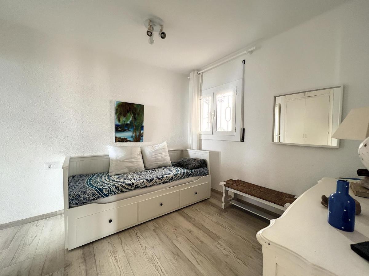 Alexandra 1 Era Linea De Mar, Fantastico Piso Tota Apartment Roses Ngoại thất bức ảnh